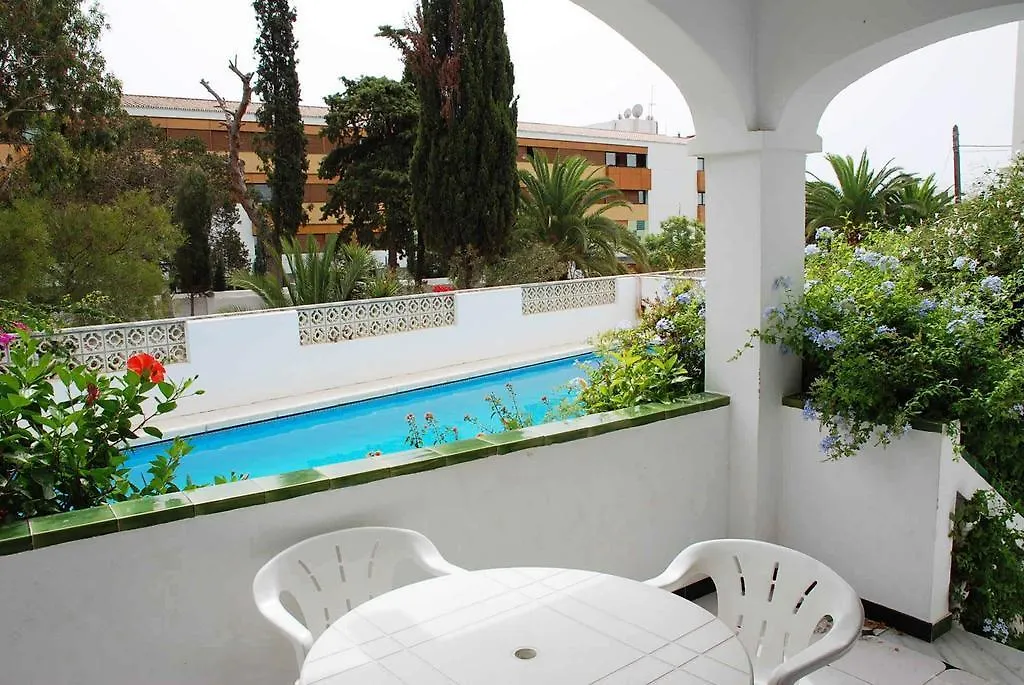 Apartamentos El Califa Nerja 0*,